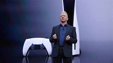 P­l­a­y­S­t­a­t­i­o­n­ ­p­a­t­r­o­n­u­ ­J­i­m­ ­R­y­a­n­ ­M­a­r­t­ ­2­0­2­4­’­t­e­ ­e­m­e­k­l­i­ ­o­l­u­y­o­r­
